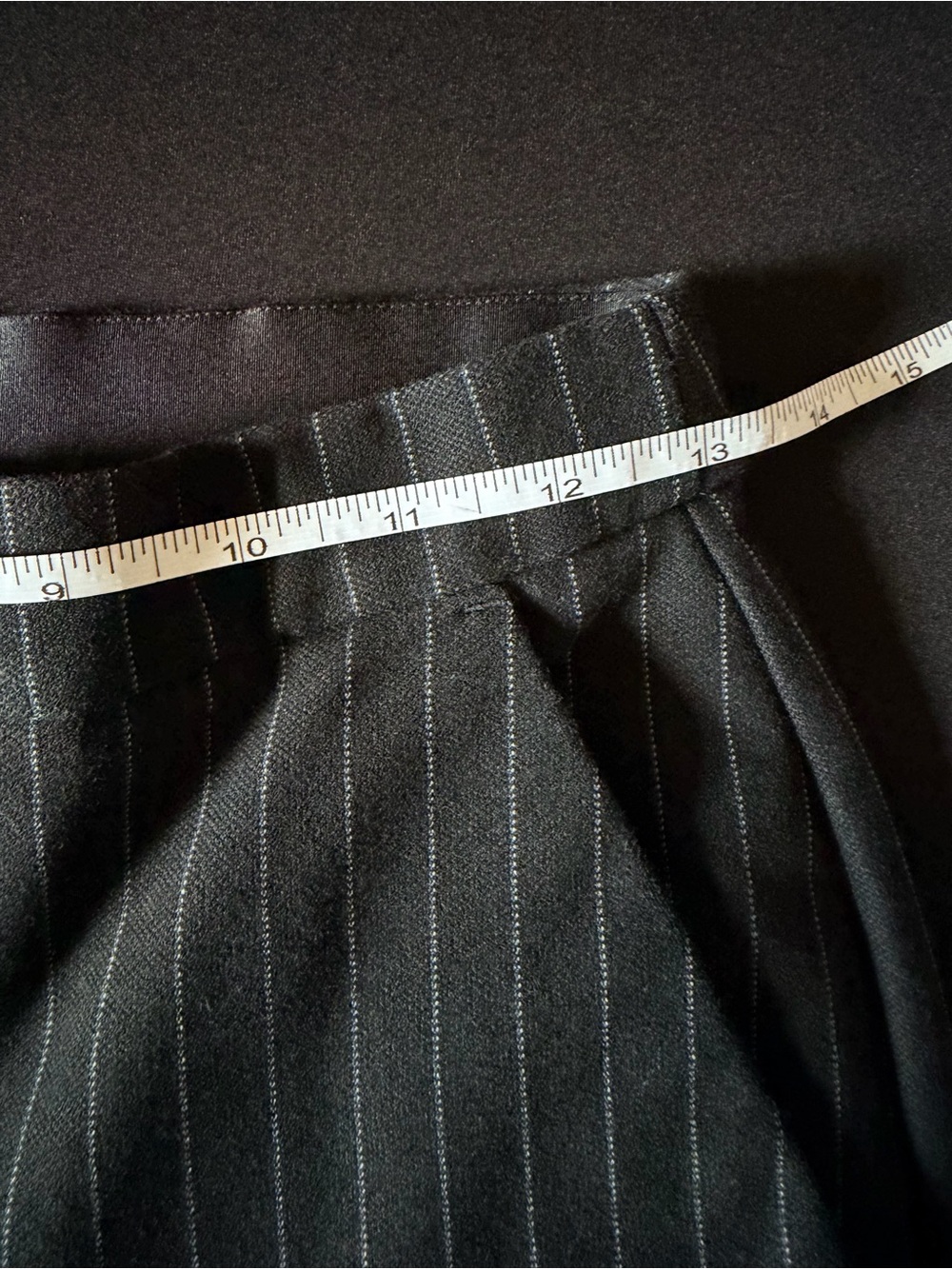Express Women’s Black Pinstripe Ankle Pants - Picture 3 of 5